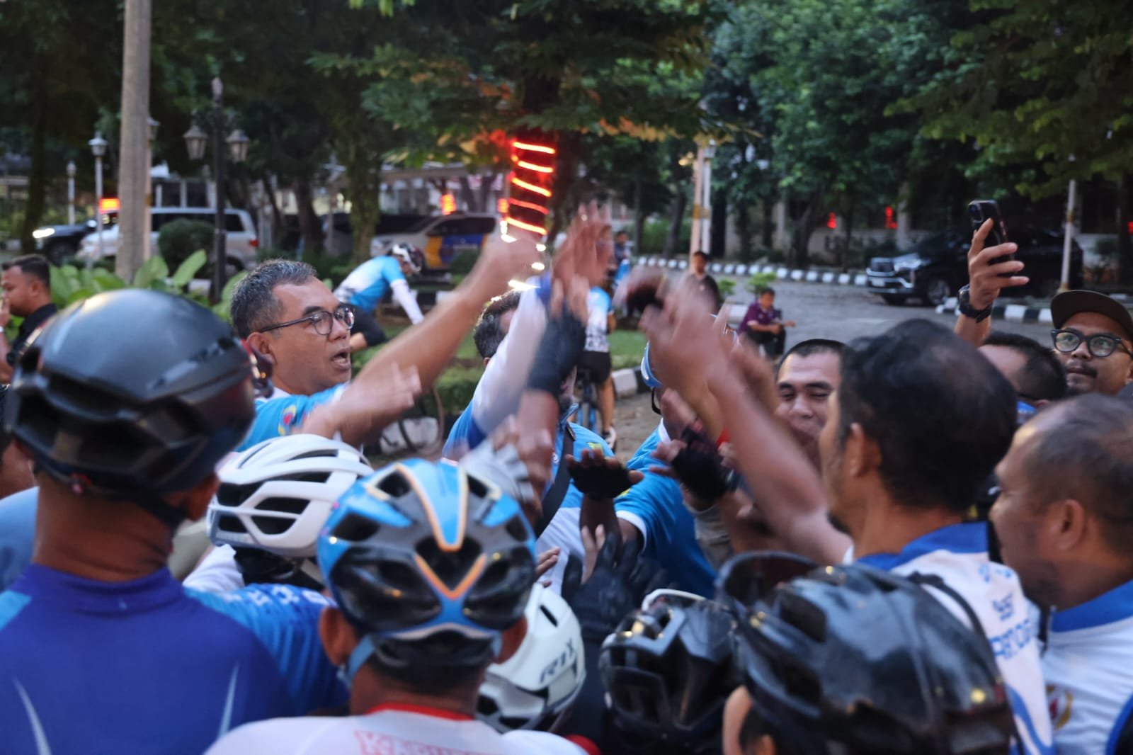 Berita Bogor Timur Parameter: Menelusuri Jejak Sejarah Menyambut HJB ke-544 , Sekda Kabupaten Bogor Lepas Gowes Napak Tilas Bogor