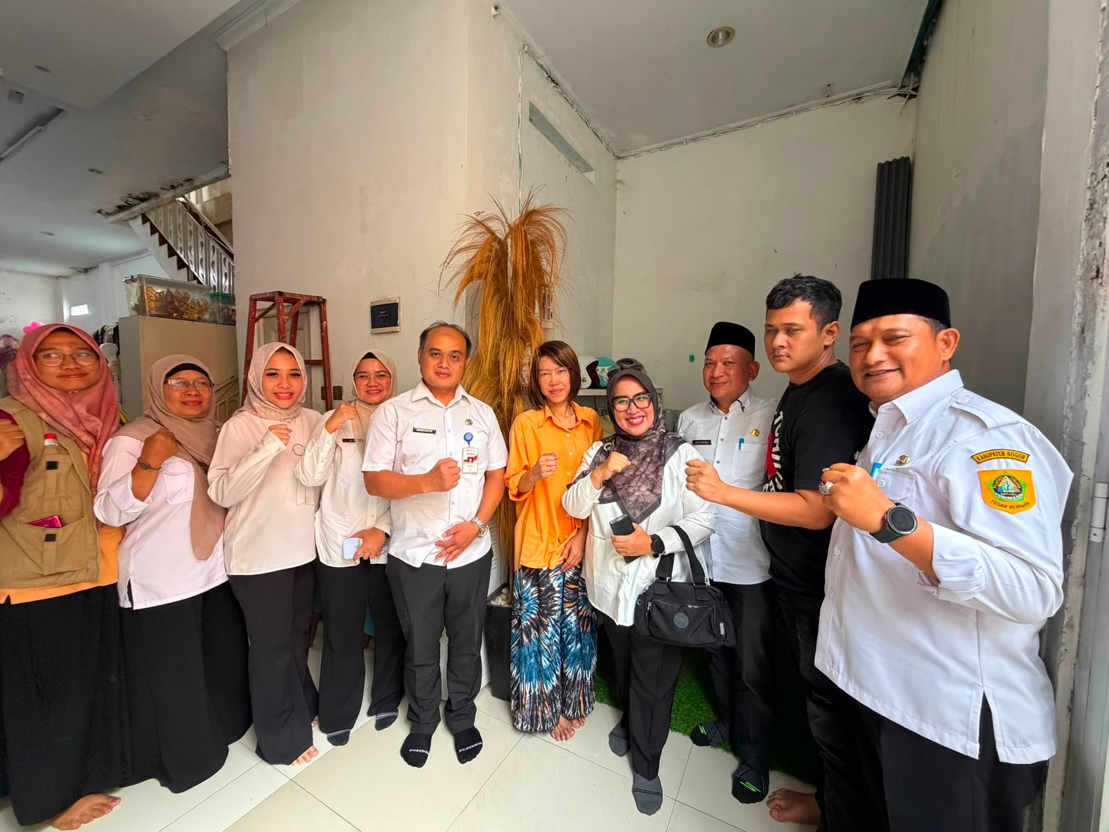 Headline Bogor Timur Parameter: Pemkab Bogor Dampingi Pasien Kanker Stadium IV di Cibinong